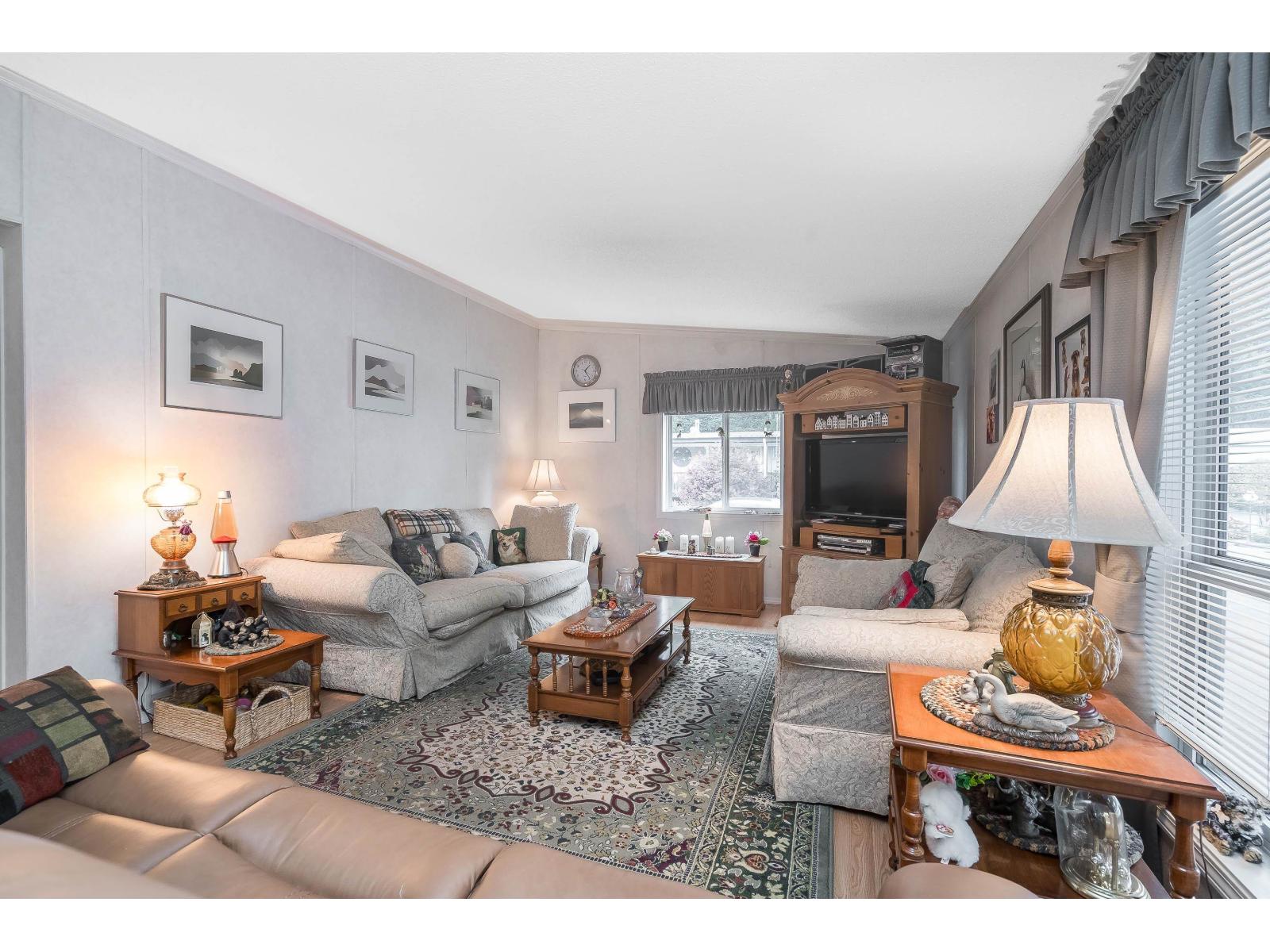 239 27111 0 Avenue Property Photo 6