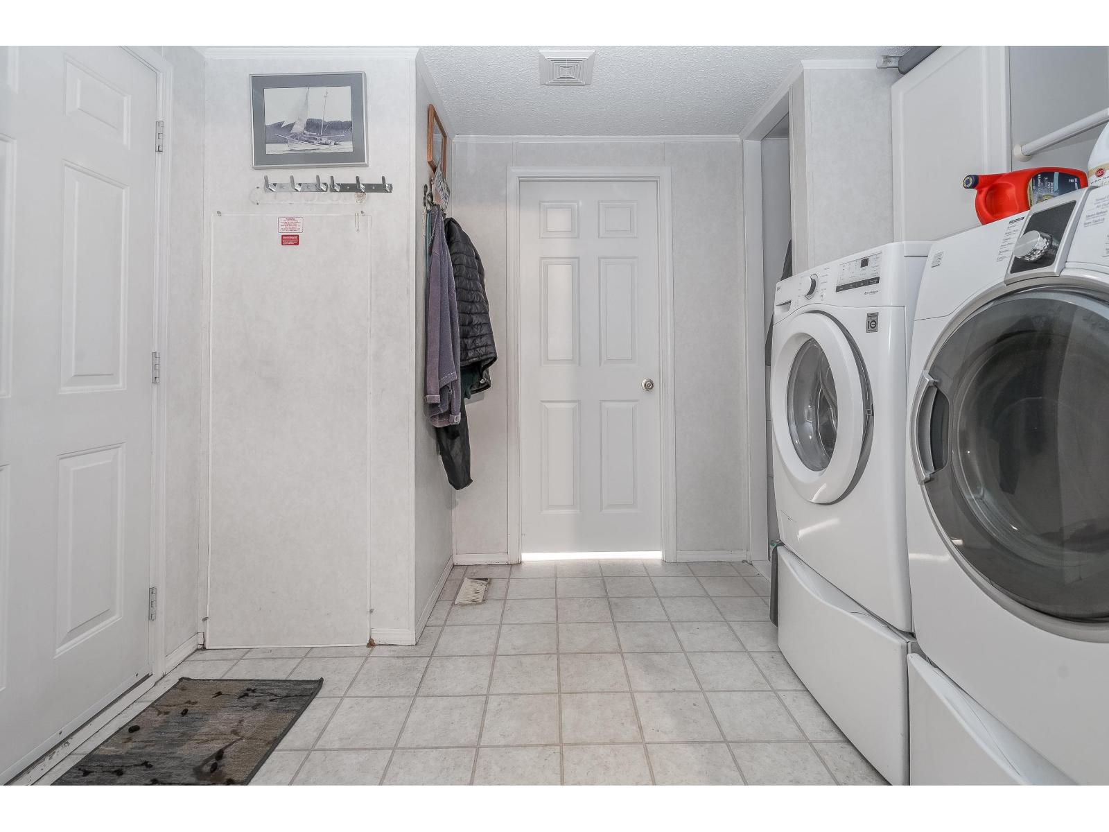 239 27111 0 Avenue Property Photo 22