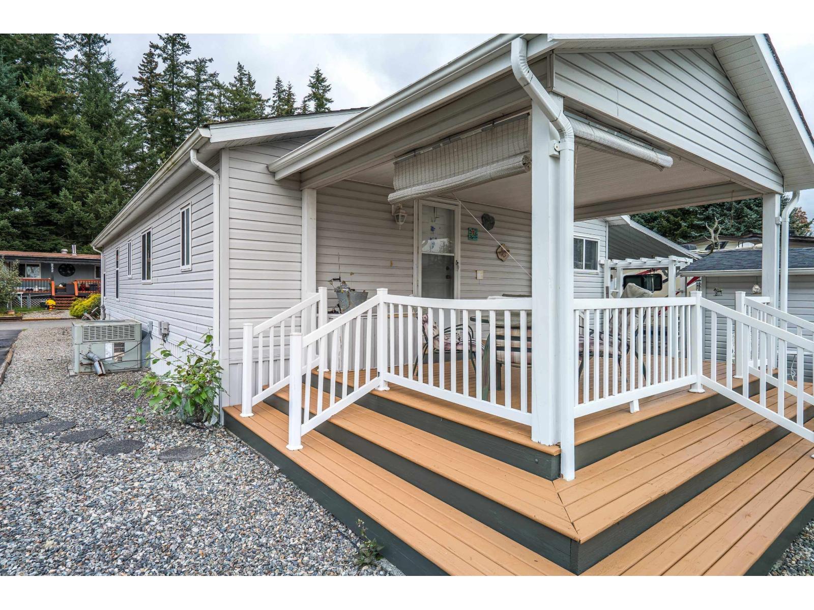 239 27111 0 Avenue Property Photo 27