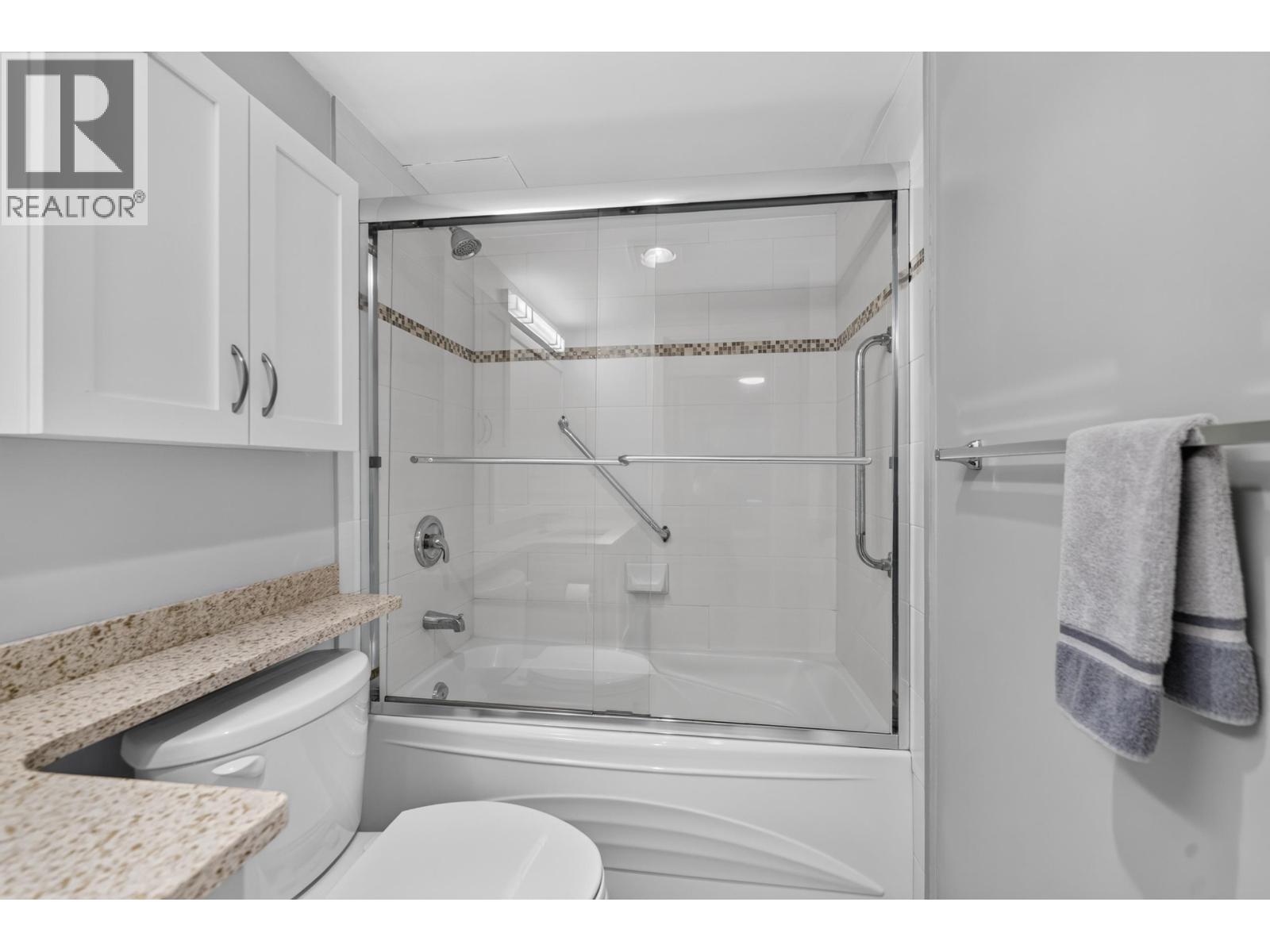 216 7531 Minoru Boulevard Property Photo 10