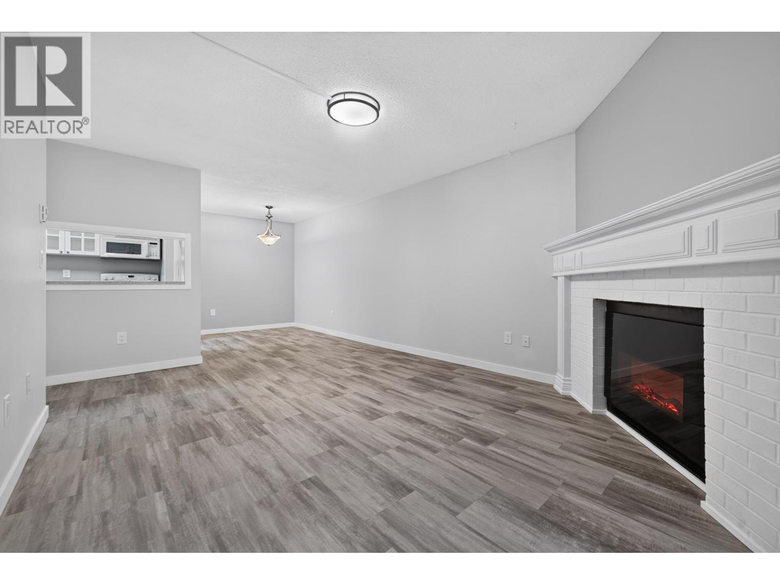 216 7531 Minoru Boulevard Property Photo 14