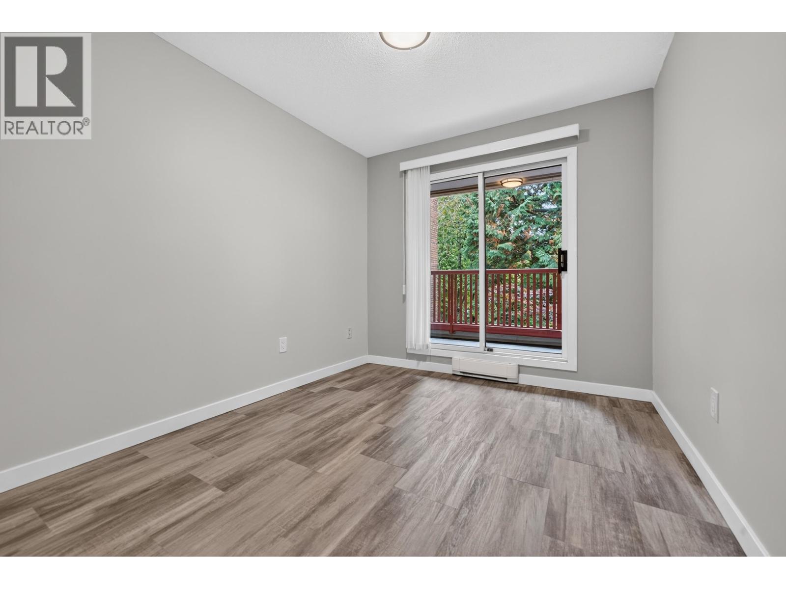 216 7531 Minoru Boulevard Property Photo 18