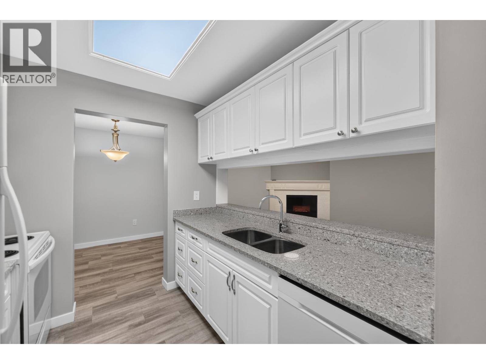 216 7531 Minoru Boulevard Property Photo 26
