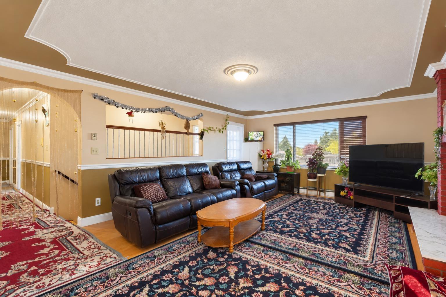 12302 68 Avenue Property Photo 4
