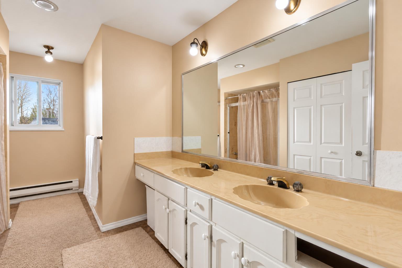 12302 68 Avenue Property Photo 9