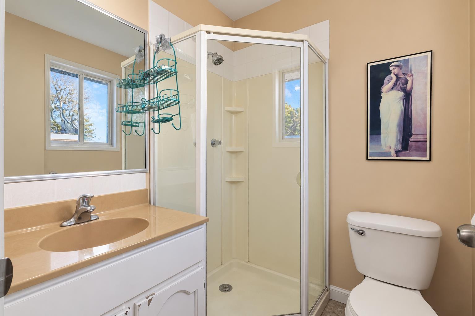 12302 68 Avenue Property Photo 14