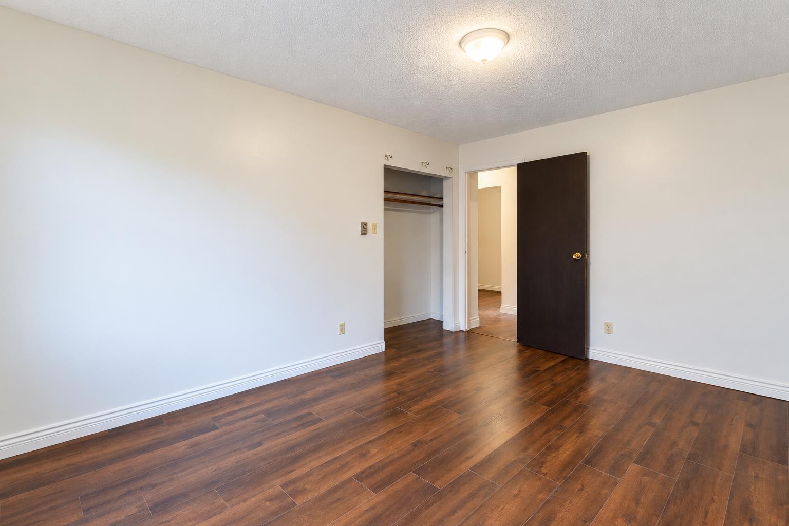 12302 68 Avenue Property Photo 20