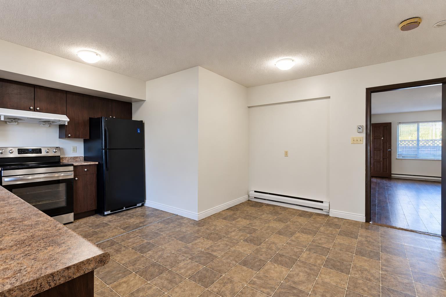 12302 68 Avenue Property Photo 24