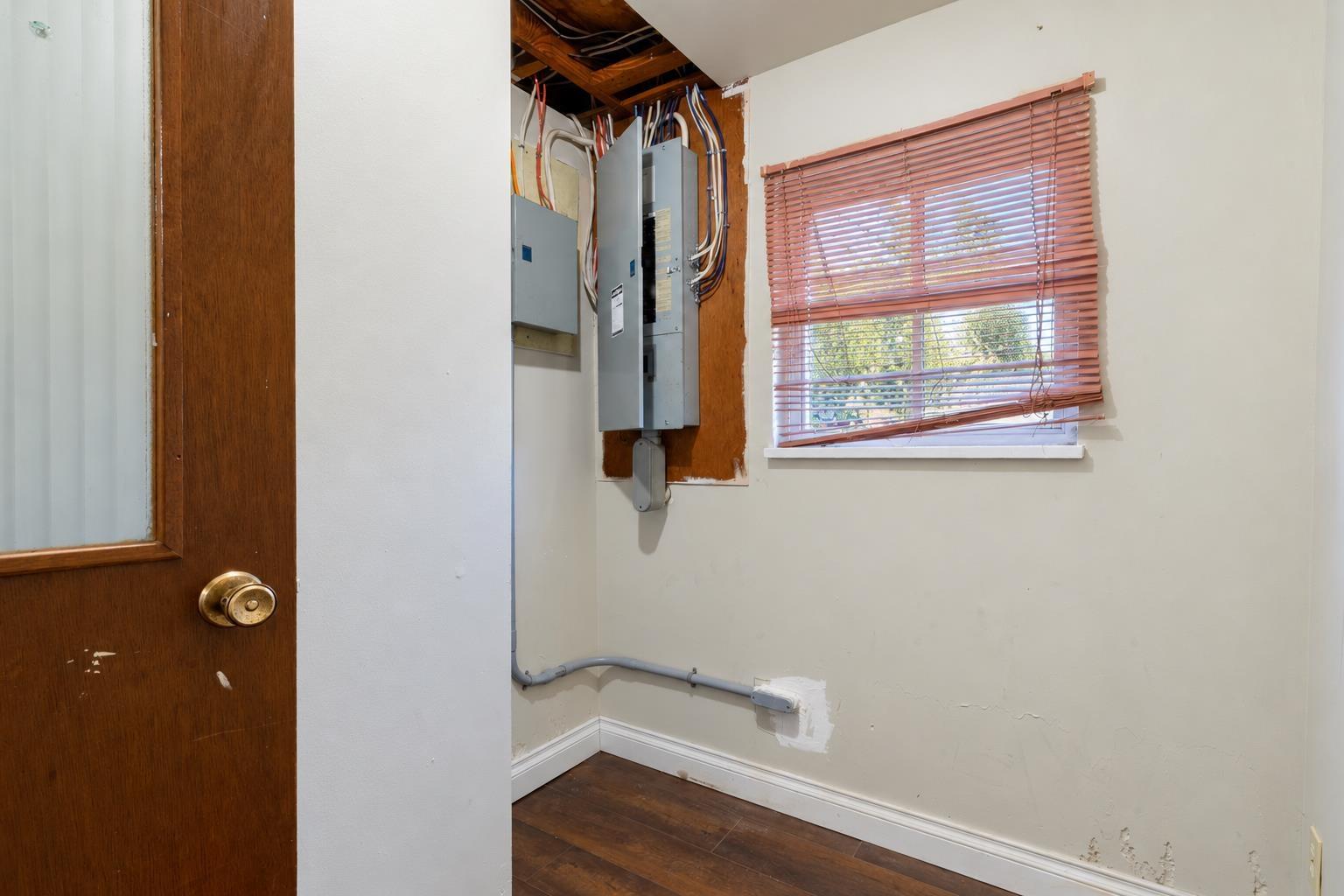 12302 68 Avenue Property Photo 30