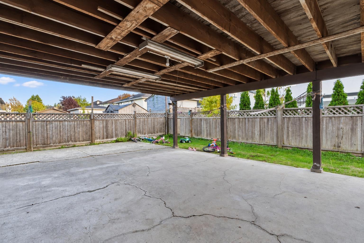 12302 68 Avenue Property Photo 34