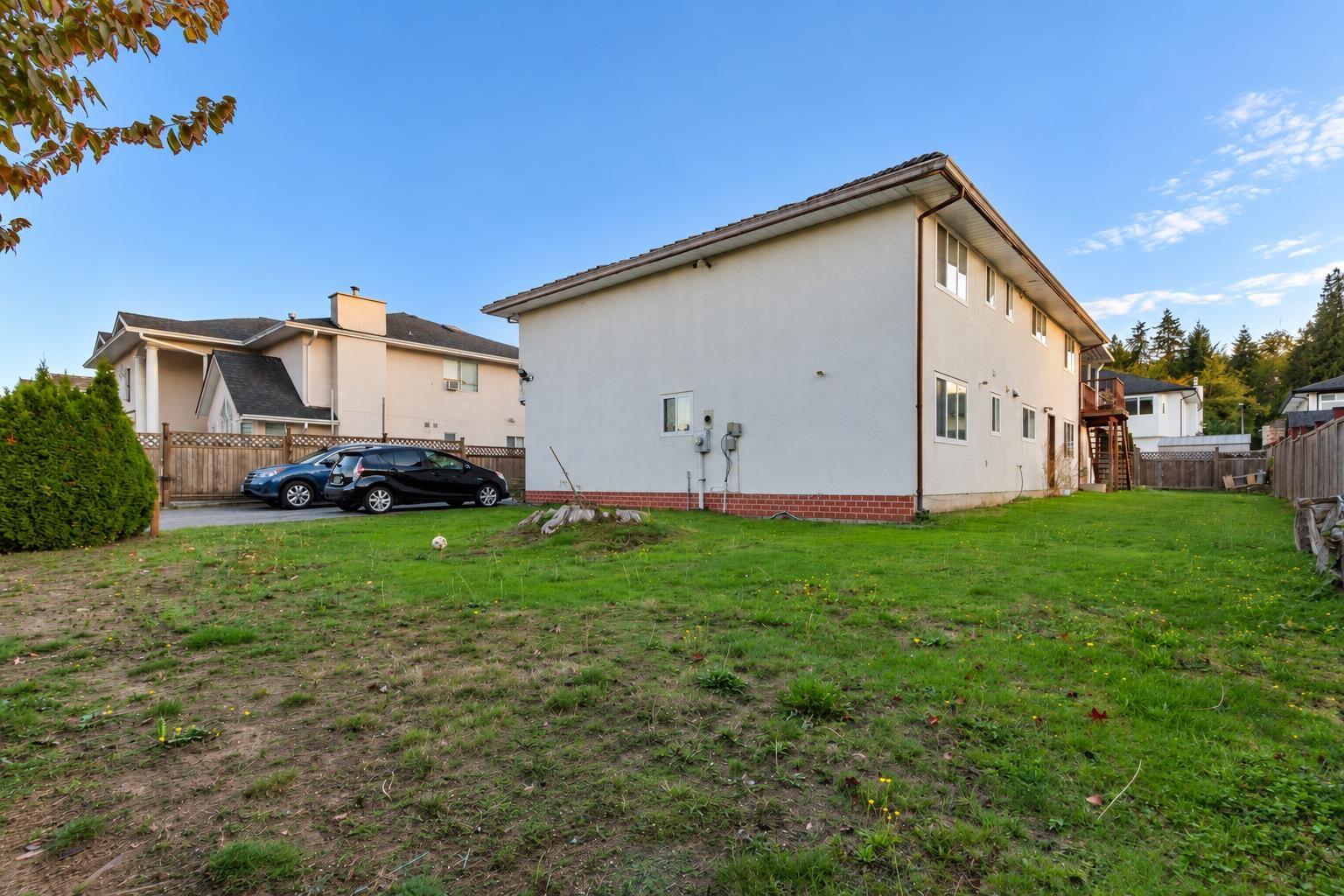 12302 68 Avenue Property Photo 35