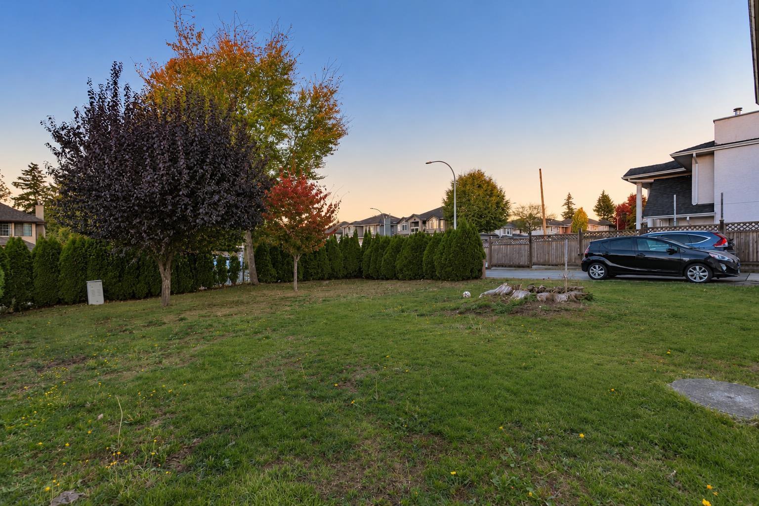 12302 68 Avenue Property Photo 36