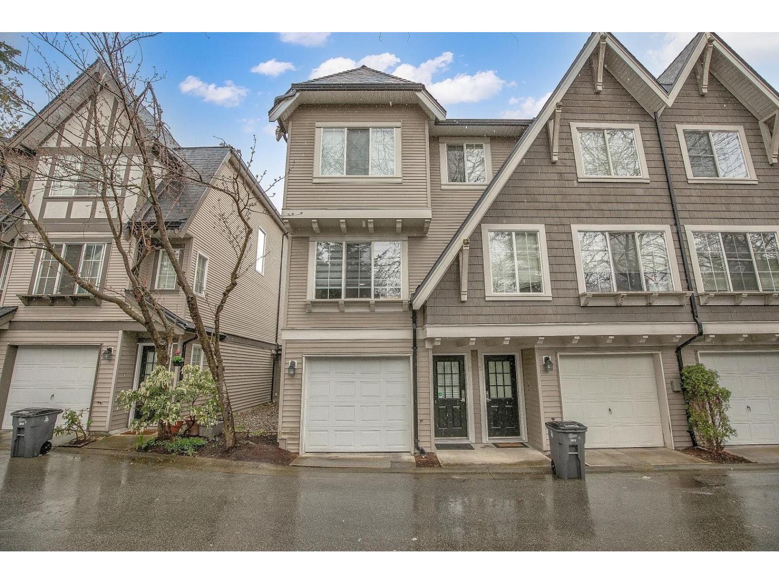 19 12778 66 Avenue Property Photo 2