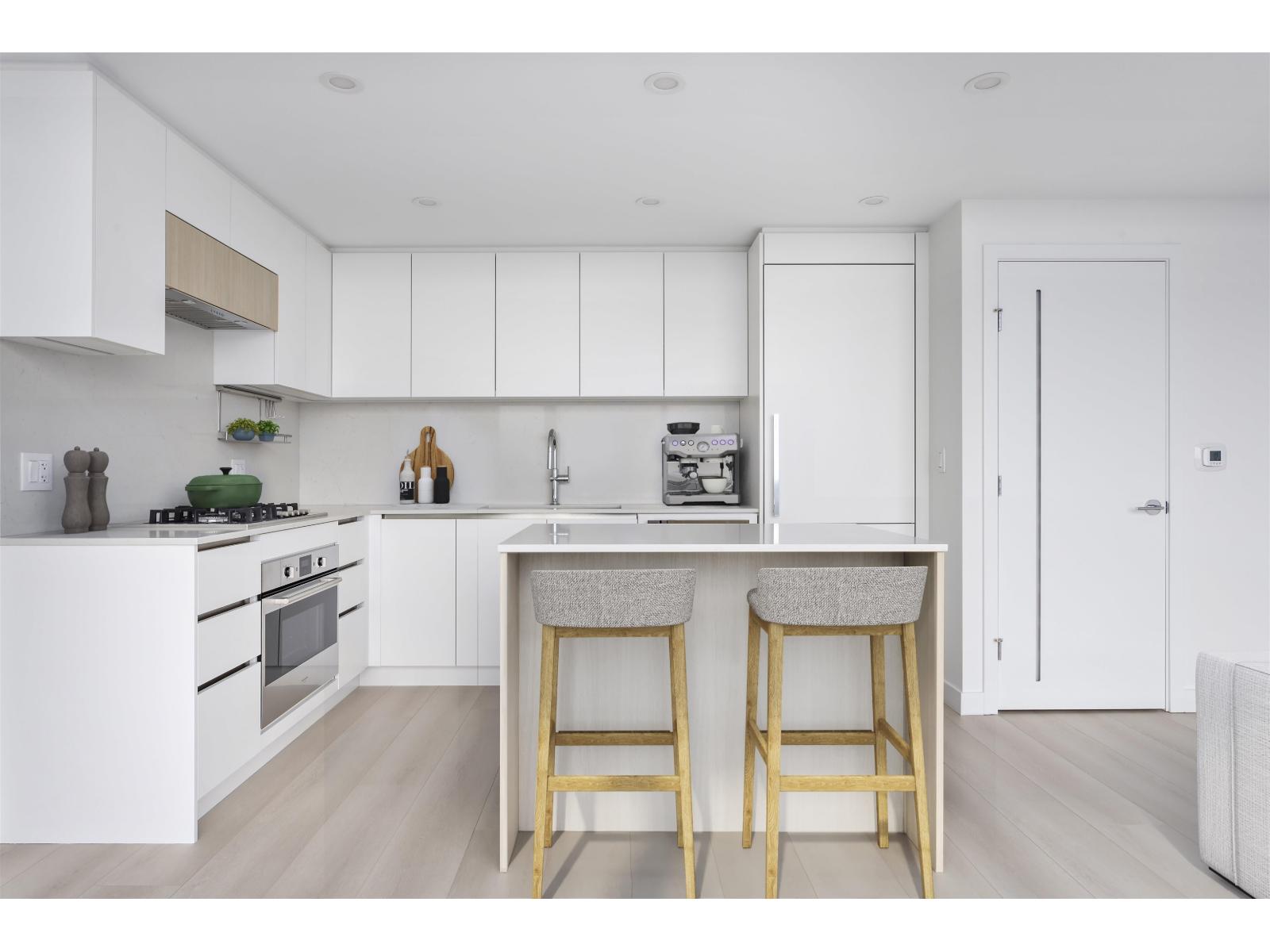 1904 13573 98A AVENUE Property Photo 1