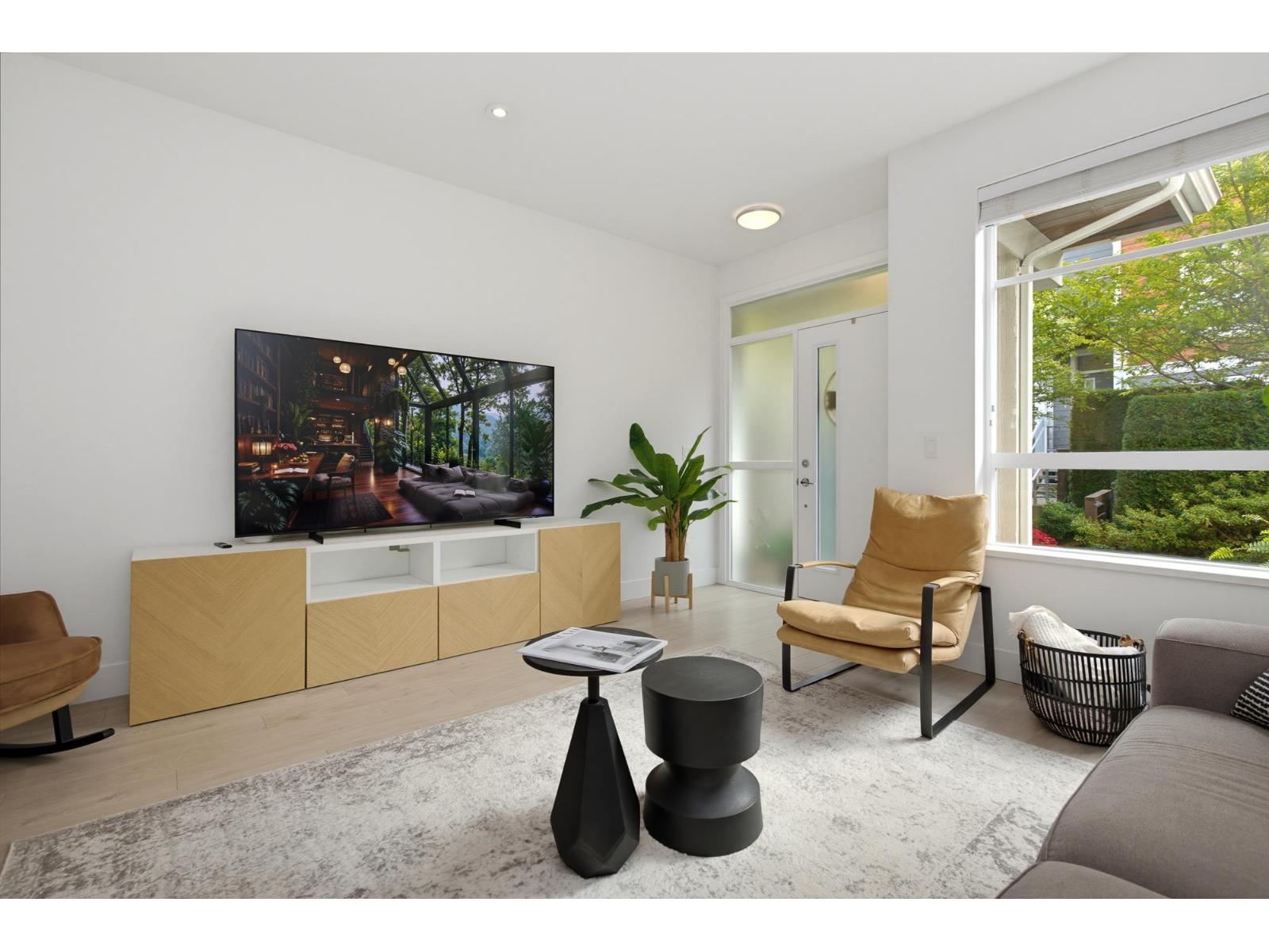 8 15918 Mountain View Drive Property Photo 8