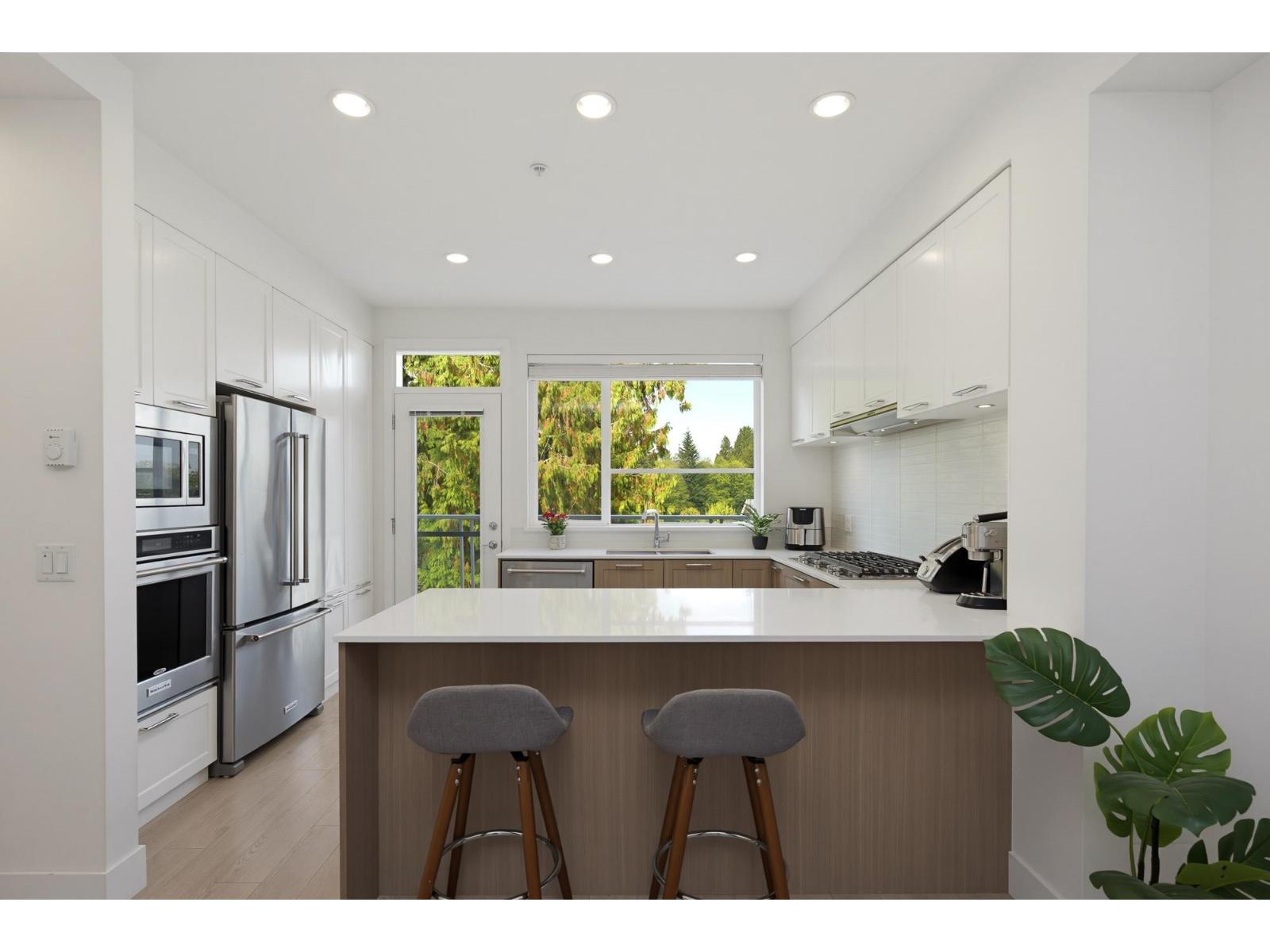 8 15918 Mountain View Drive Property Photo 12