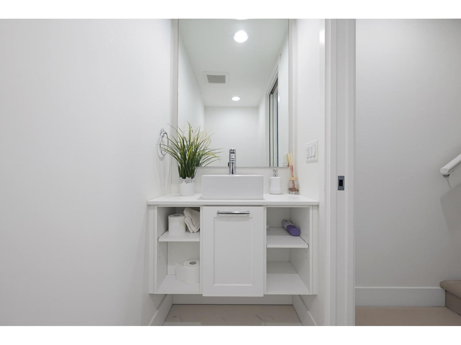 8 15918 Mountain View Drive Property Photo 19