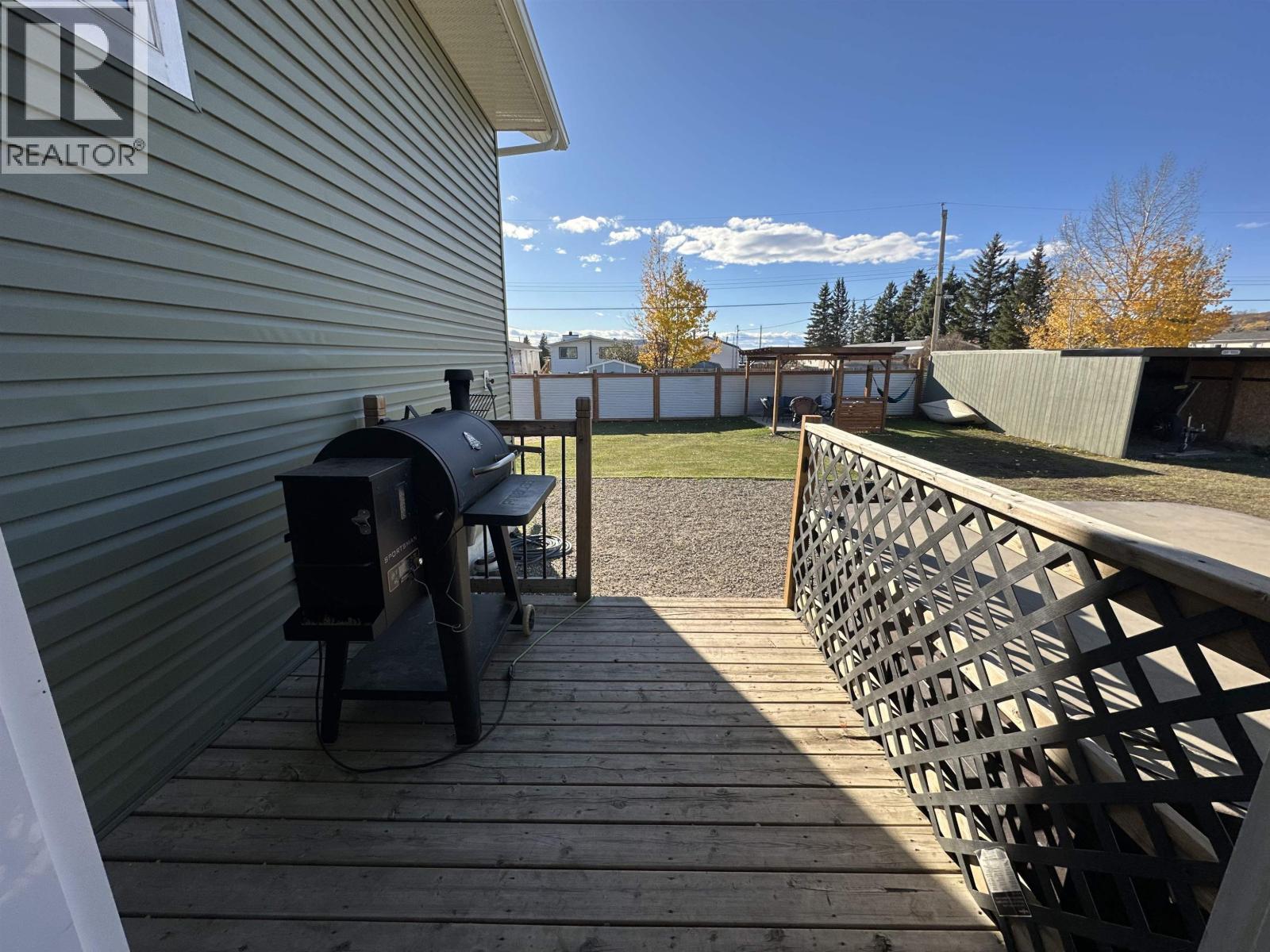 10216 S 97 Street Property Photo 29