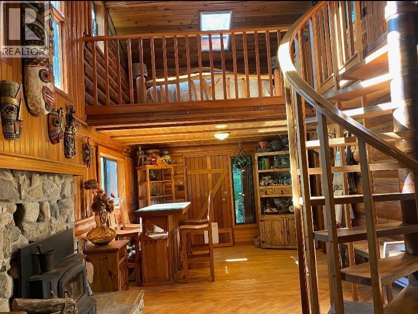 604 Waugh Road Property Photo 12