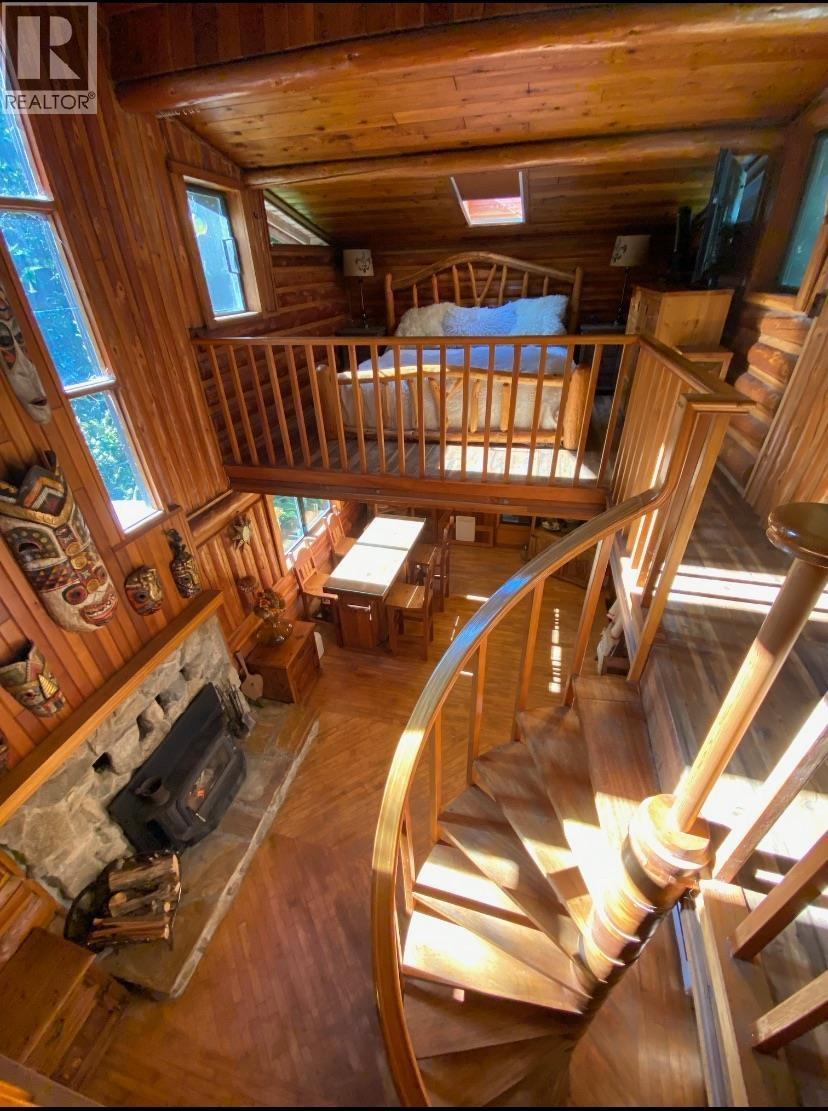 604 Waugh Road Property Photo 13