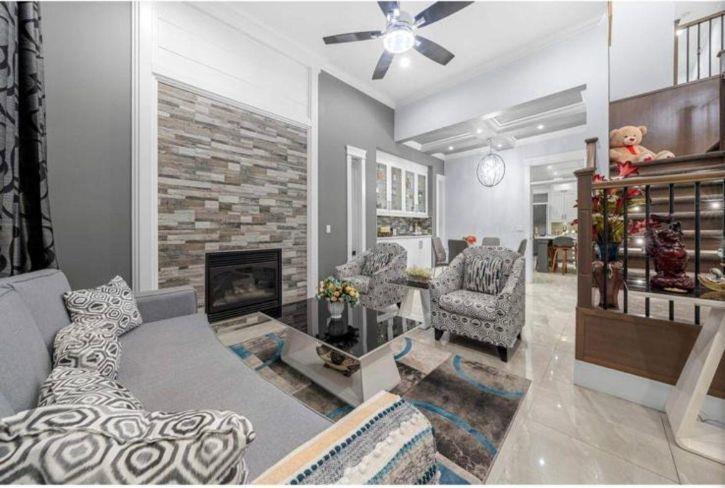 6637 121a Street Property Photo 2