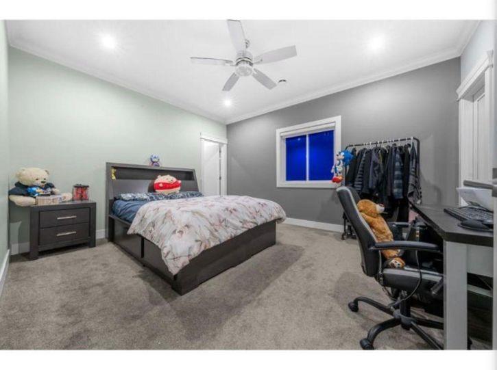 6637 121a Street Property Photo 16