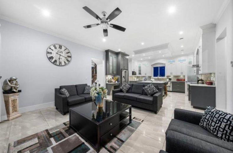 6637 121a Street Property Photo 29