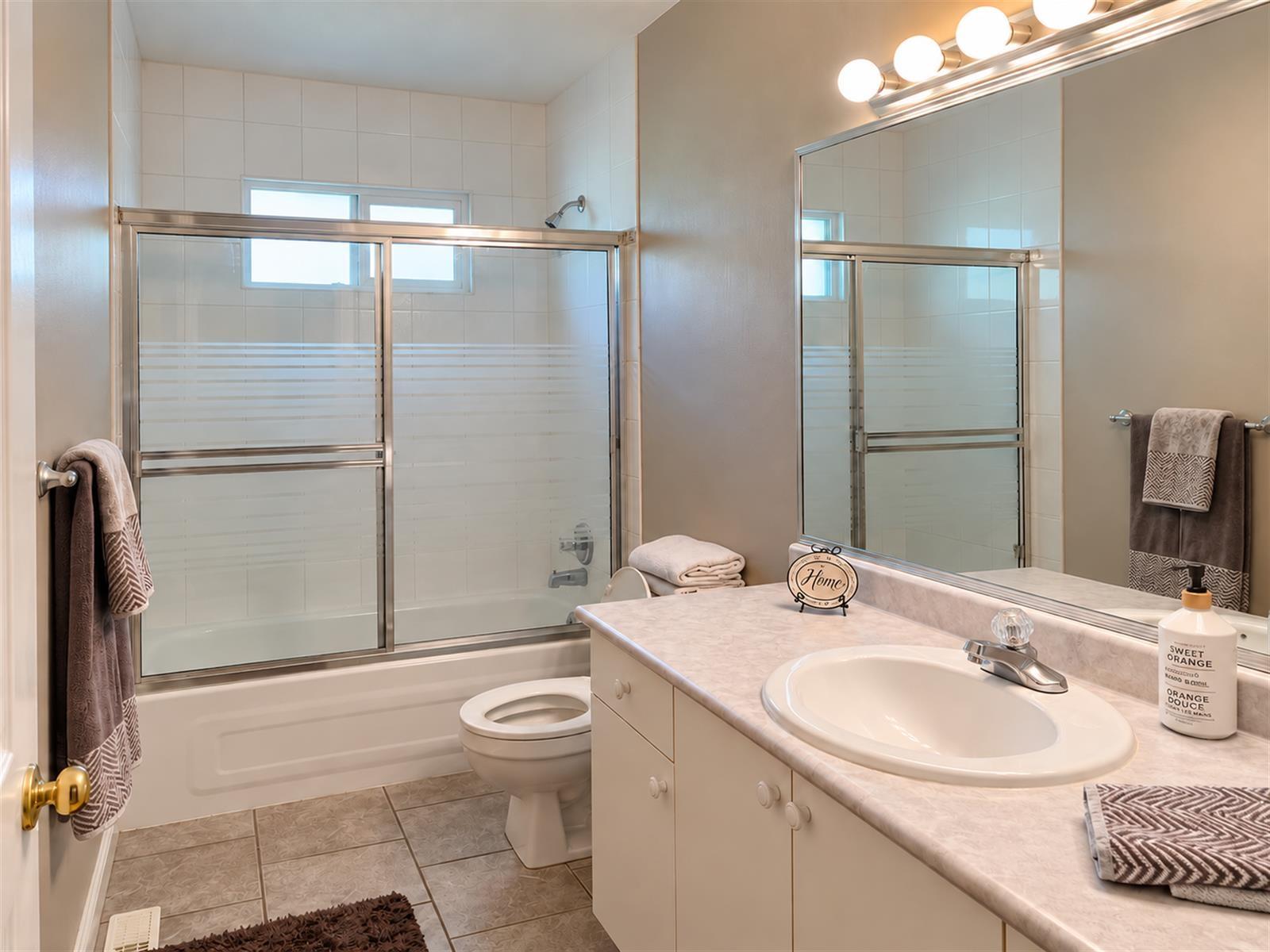 8055 144th Street Property Photo 37