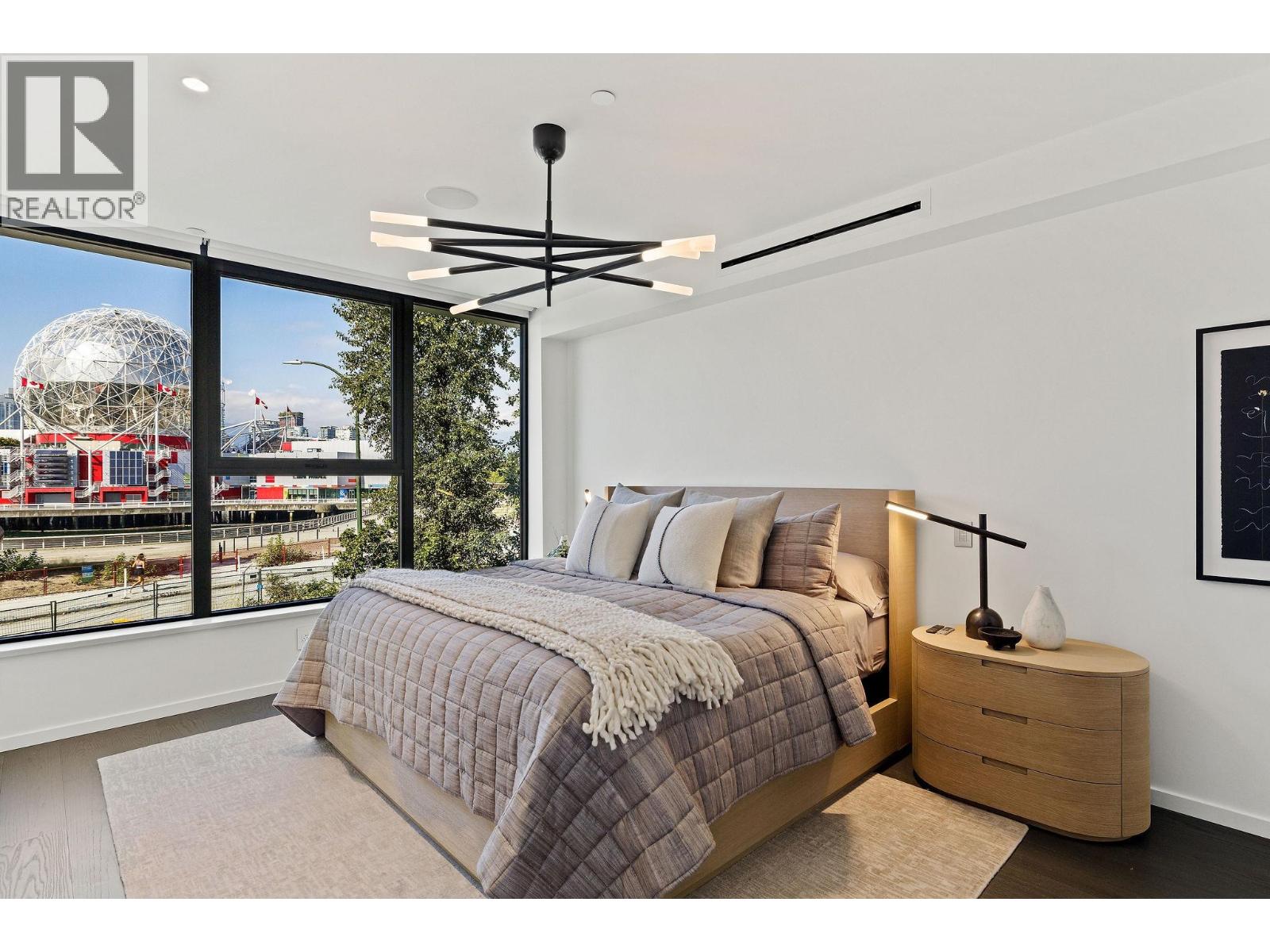 101 1601 Quebec Street Property Photo 23