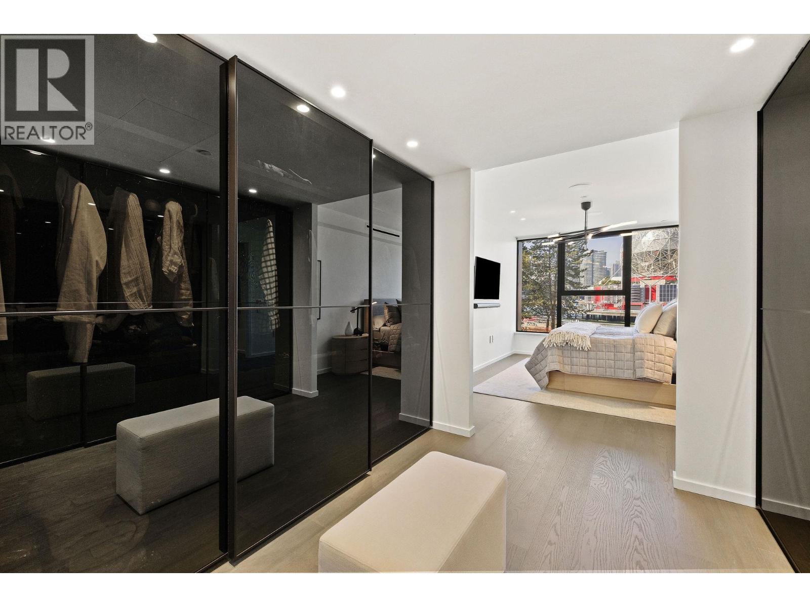 101 1601 Quebec Street Property Photo 25