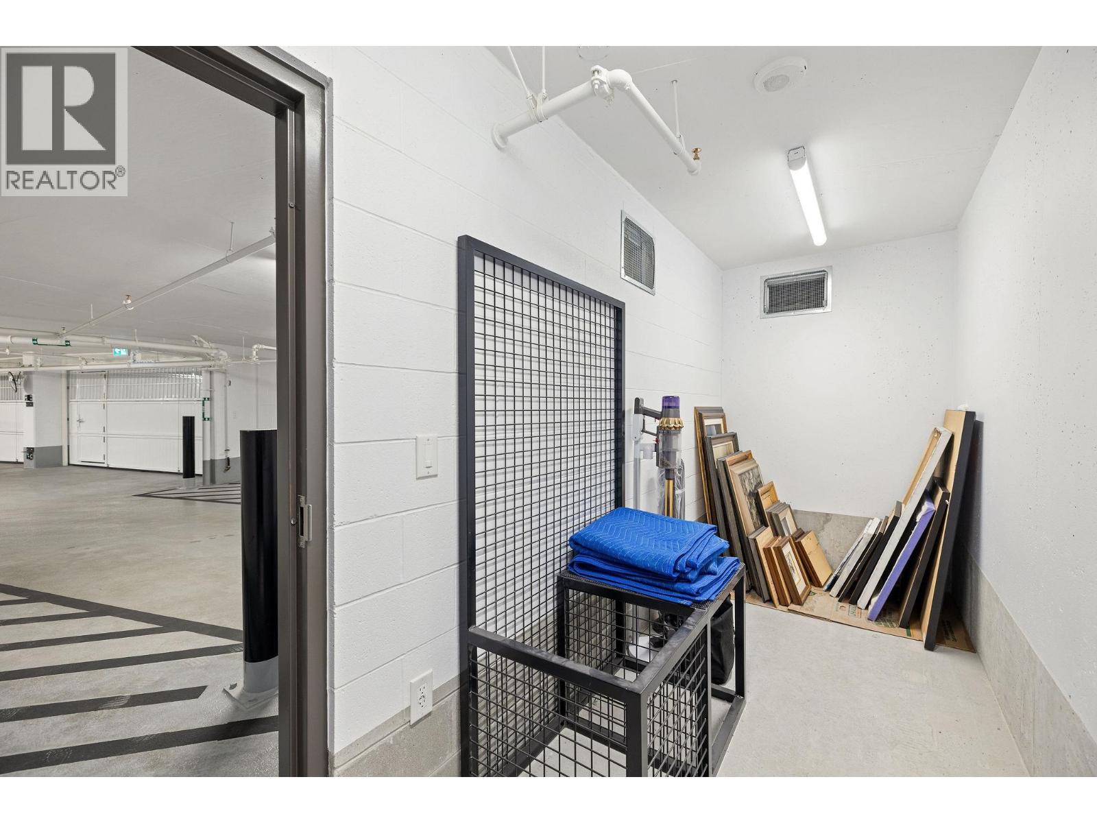 101 1601 Quebec Street Property Photo 35