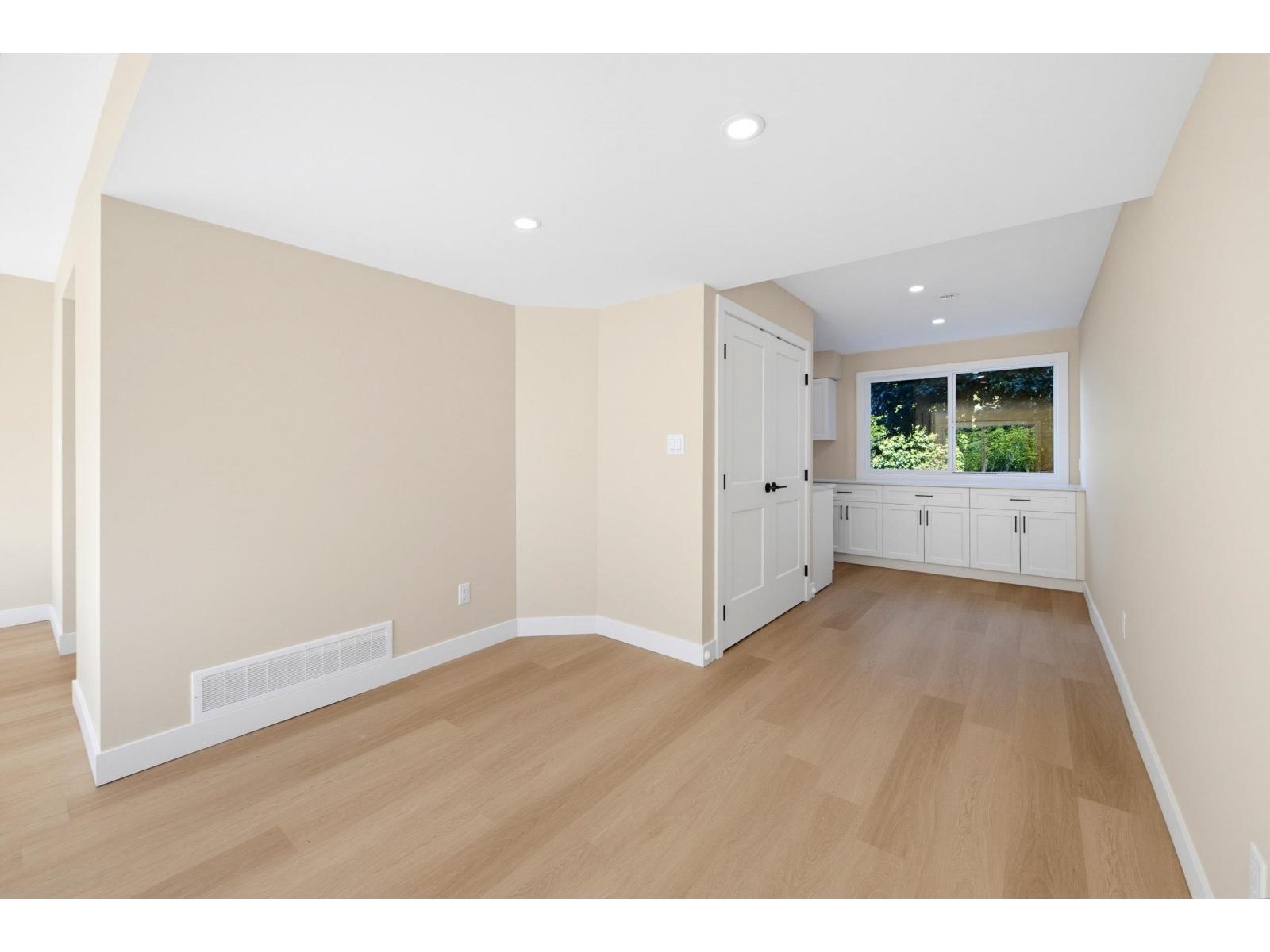 45185 Wolfe Road #45 Property Photo 6