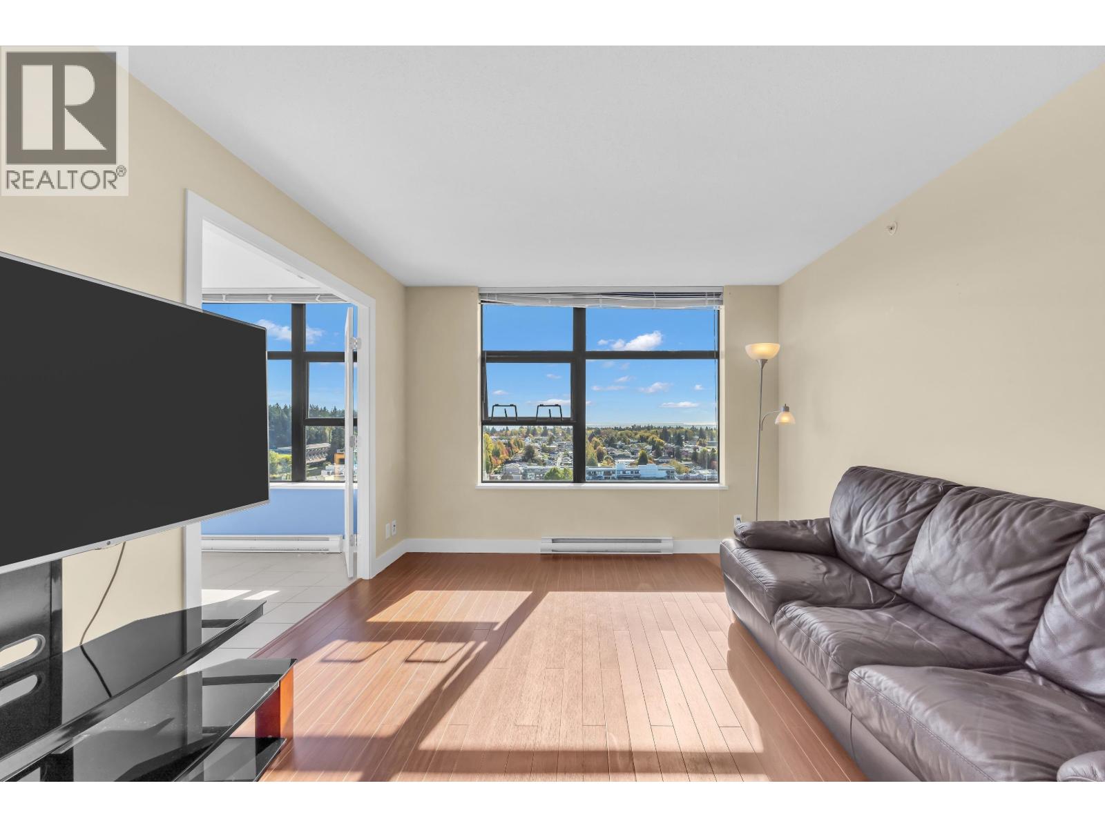 2702 5380 Oben Street Property Photo 10