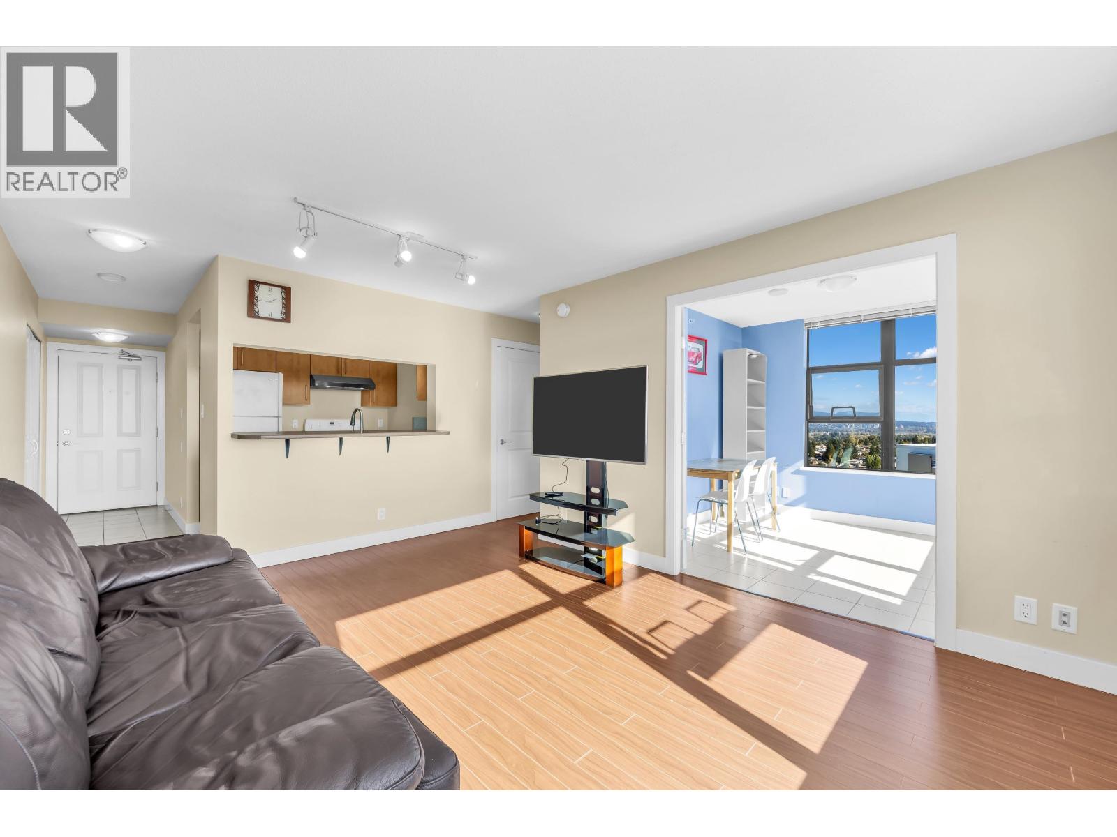 2702 5380 Oben Street Property Photo 12