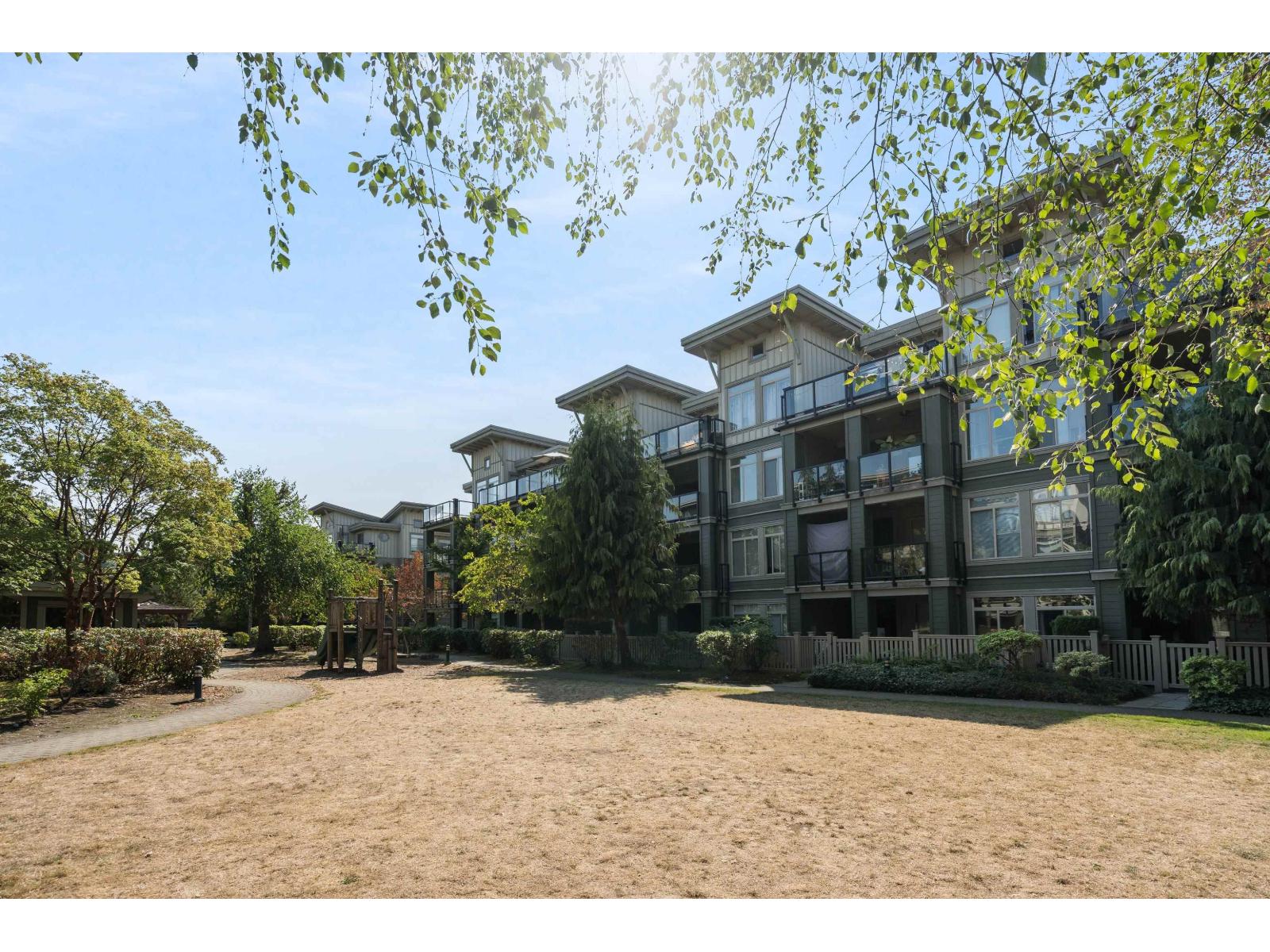 418 10180 153 Street Property Photo 30