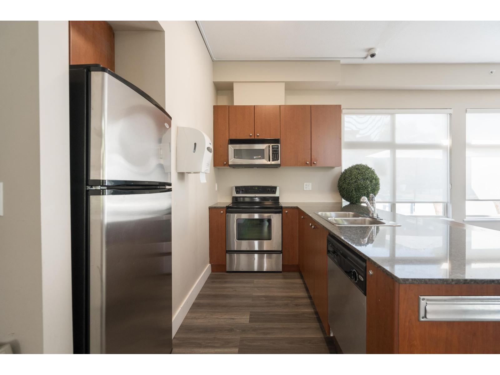 418 10180 153 Street Property Photo 32