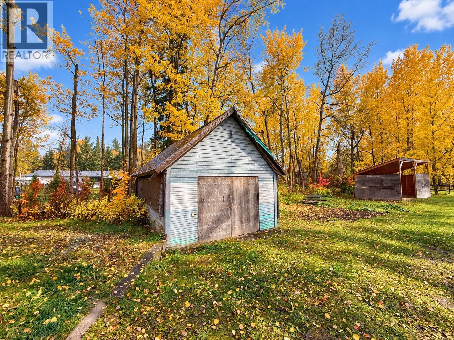 3925 Aird Road Property Photo 6