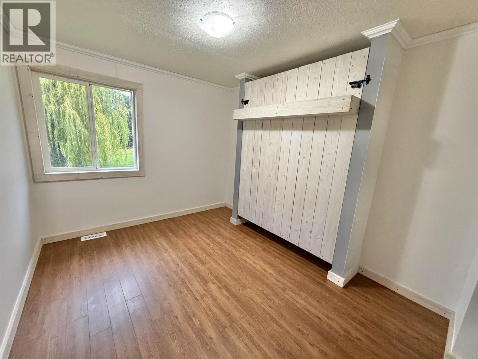 3925 Aird Road Property Photo 25