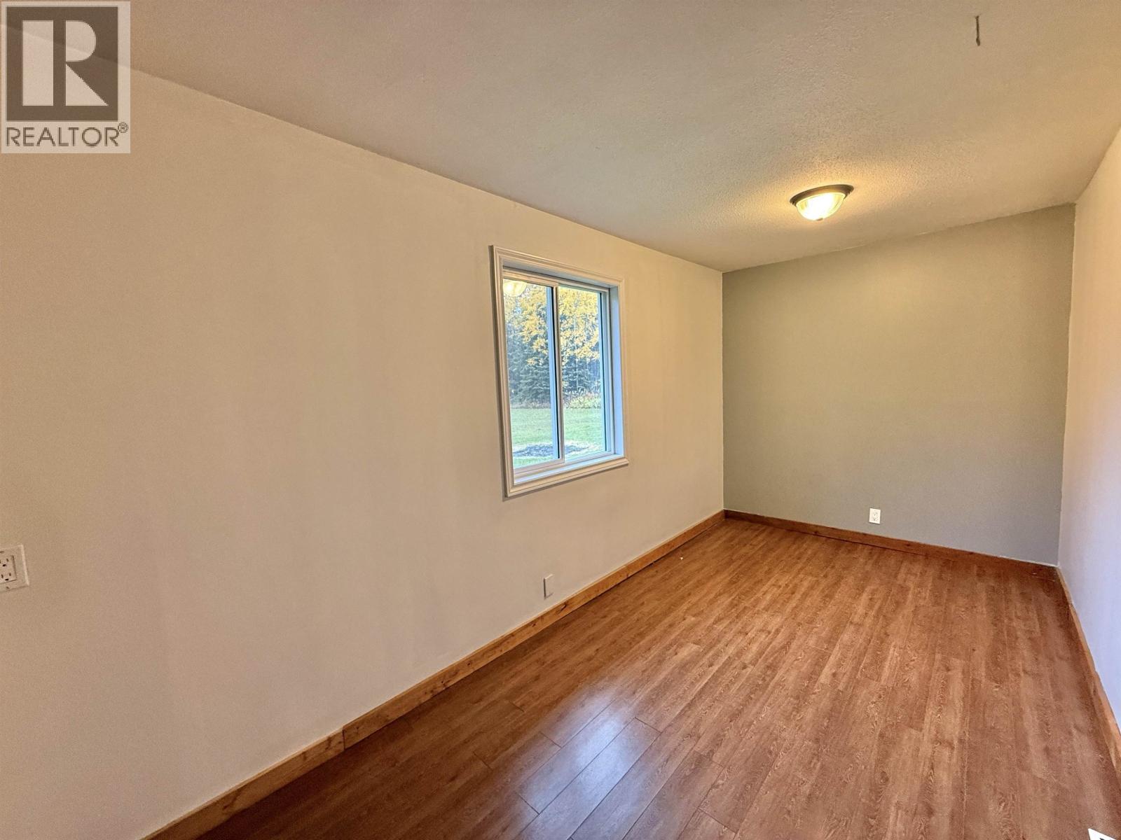 3925 Aird Road Property Photo 27
