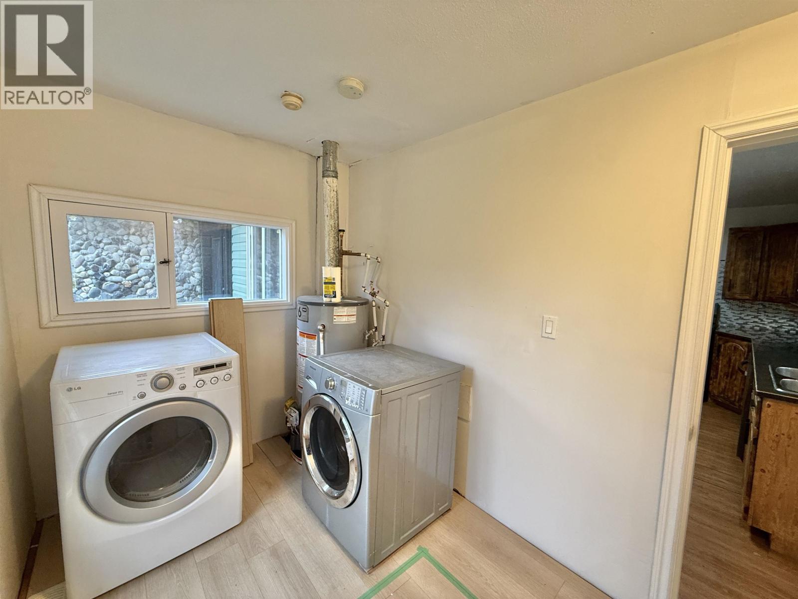 3925 Aird Road Property Photo 31
