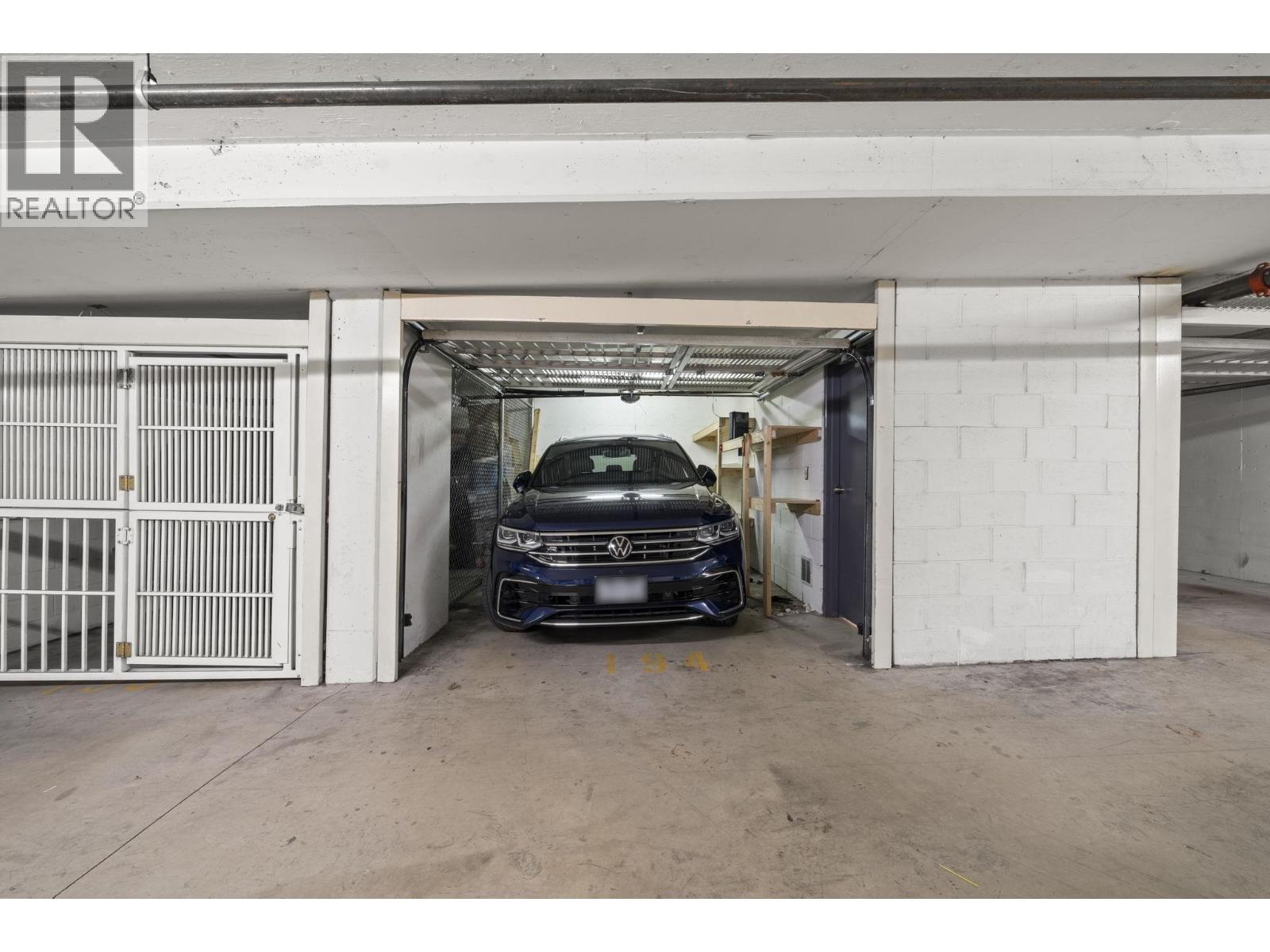 1807 1068 Hornby Street Property Photo 3