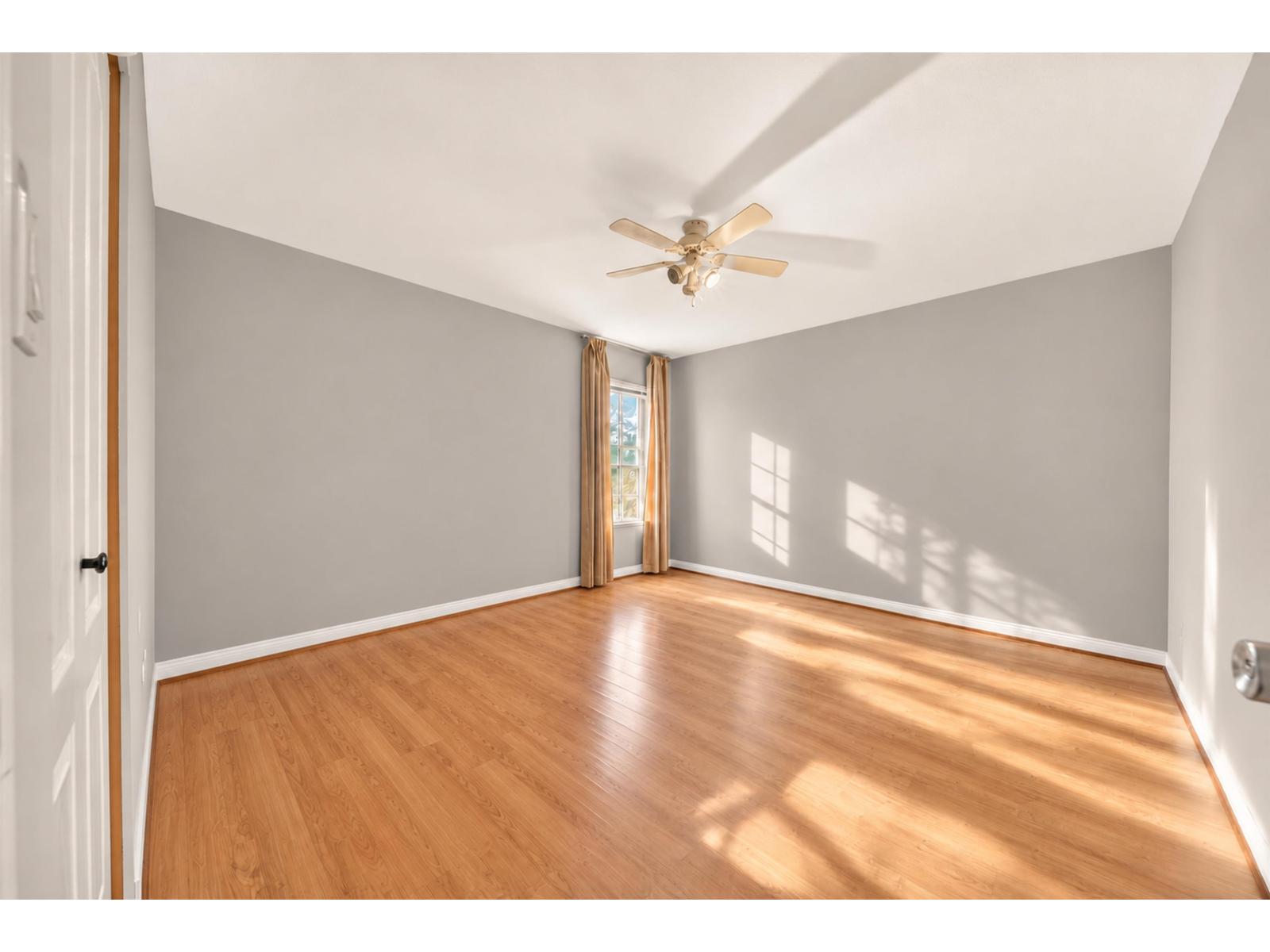 10462 Wiltshire Boulevard Property Photo 15