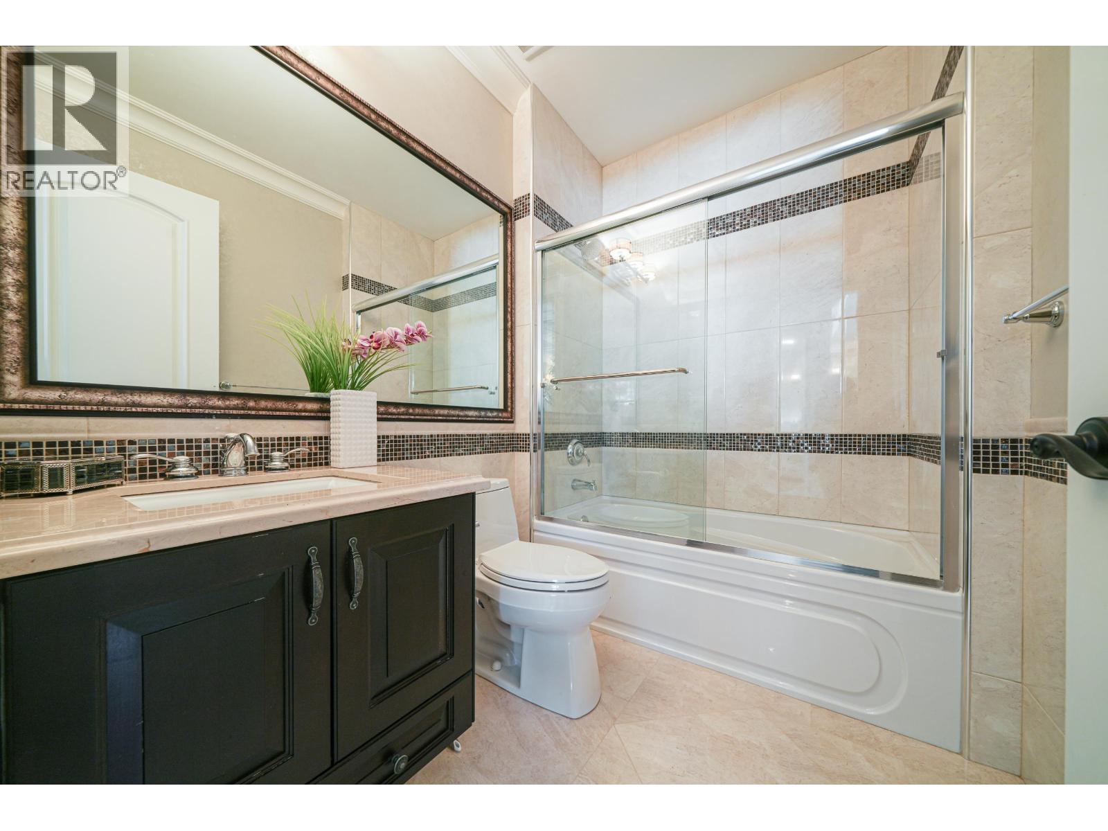 1657 W 58th Avenue Property Photo 20