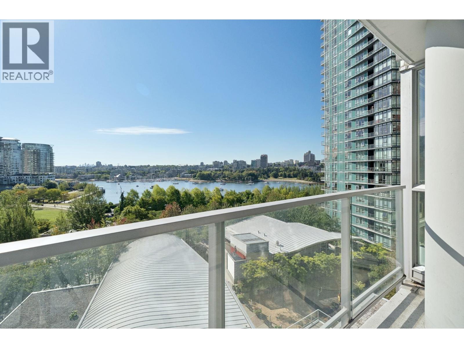 908 1408 Strathmore Mews Property Photo 22