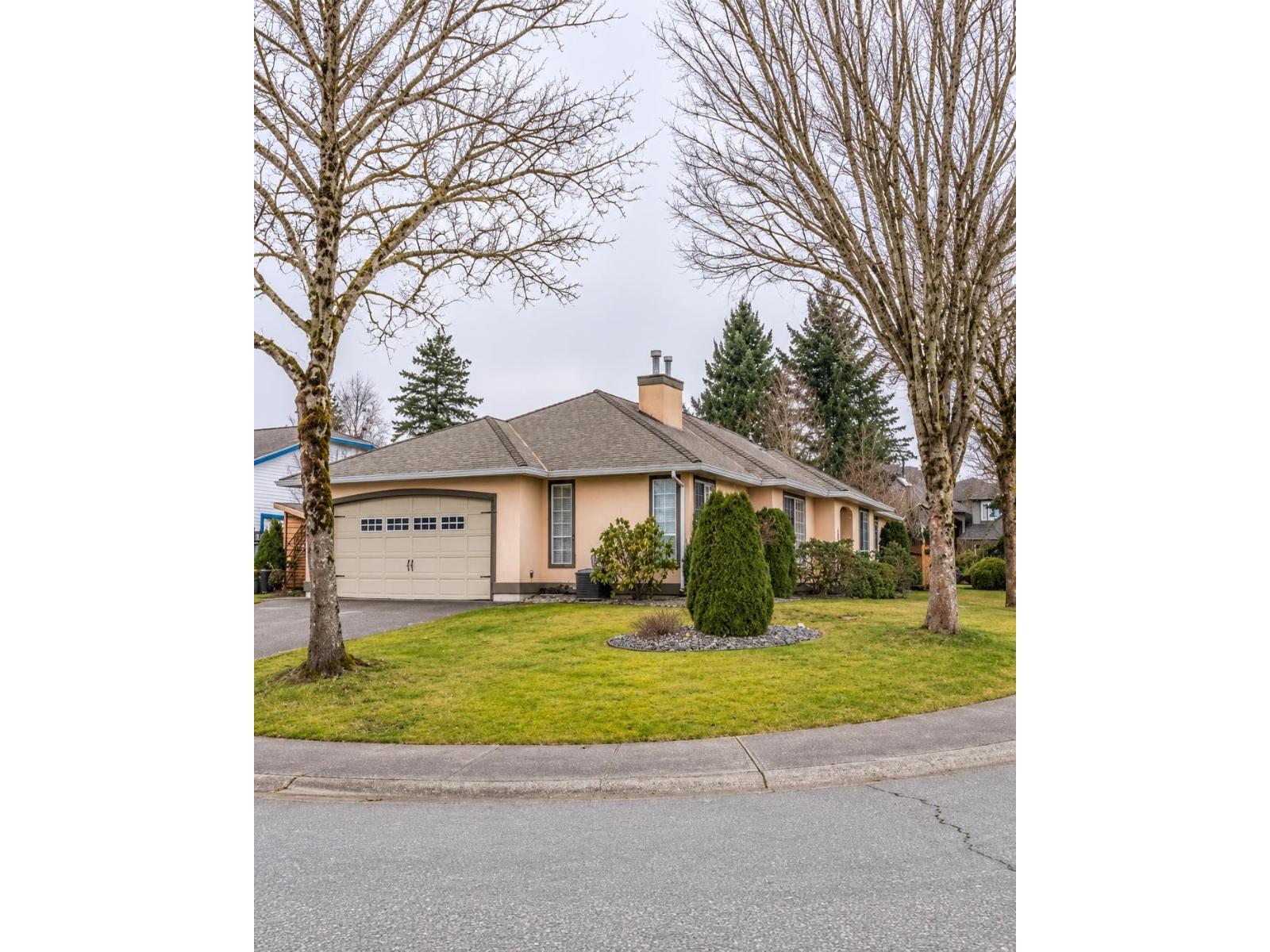 16490 84a Avenue Property Photo 2