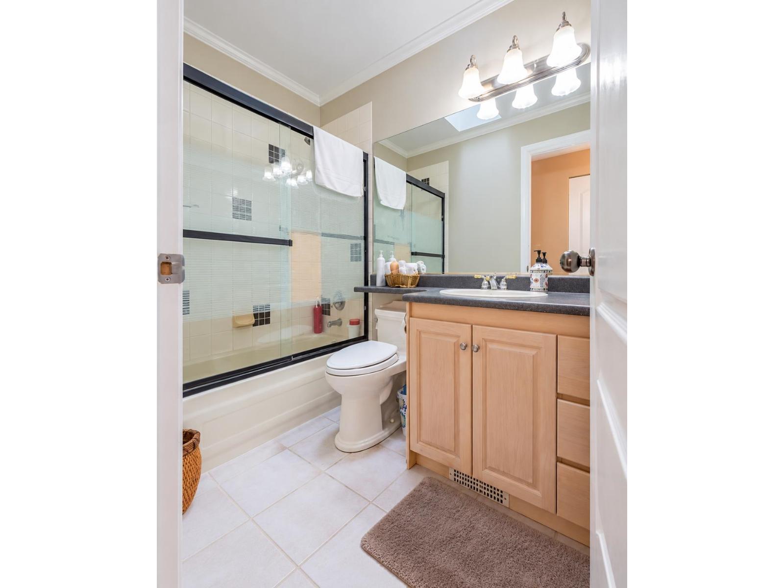 16490 84a Avenue Property Photo 13