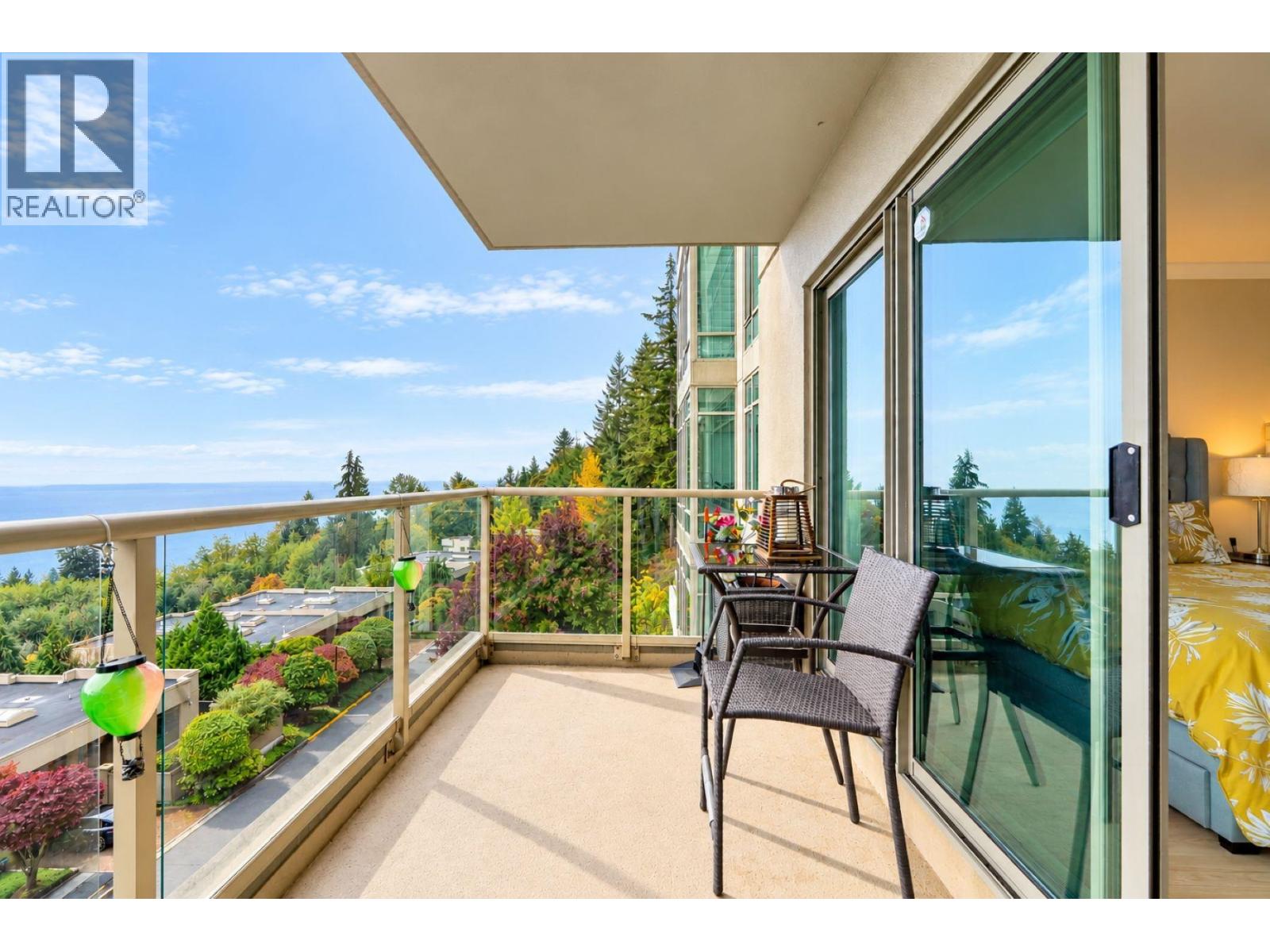402 3131 Deer Ridge Drive Property Photo 1