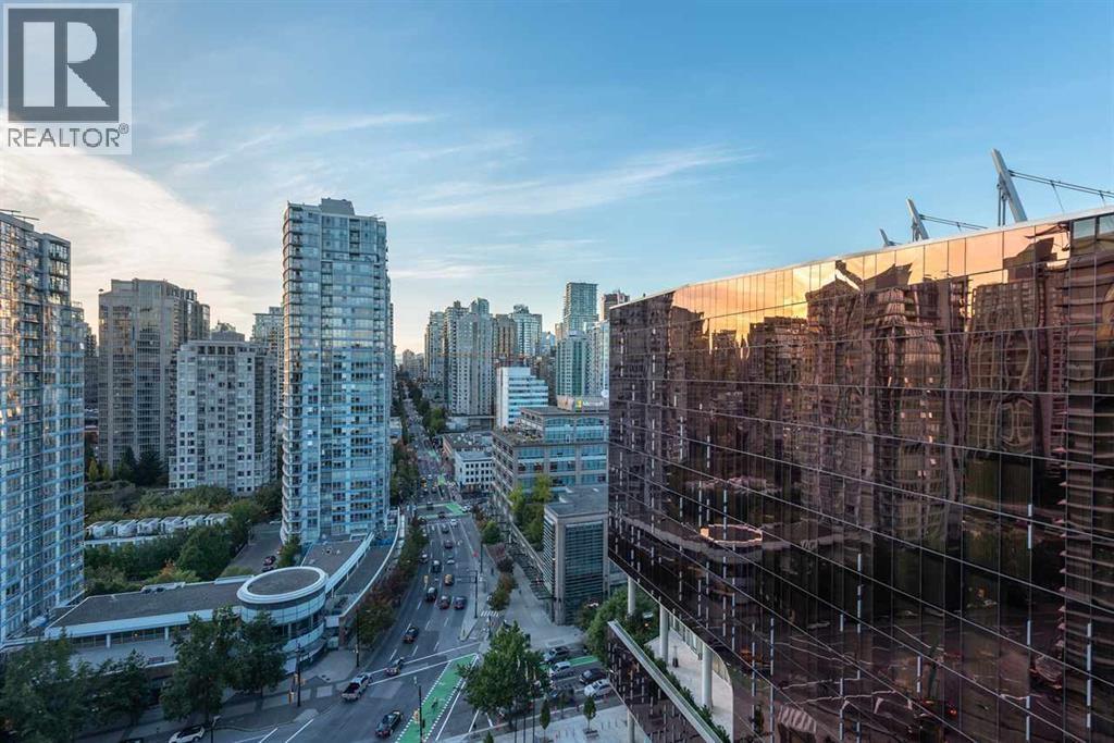PH2015 68 SMITHE STREET Property Photo 1