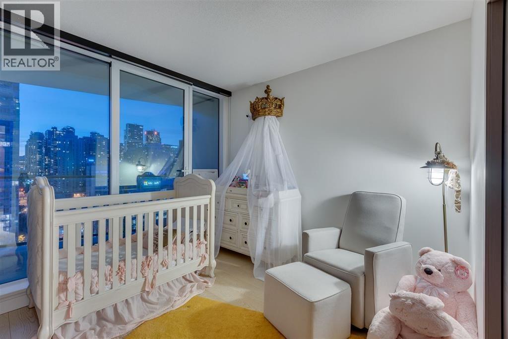 Ph2015 68 Smithe Street Property Photo 10