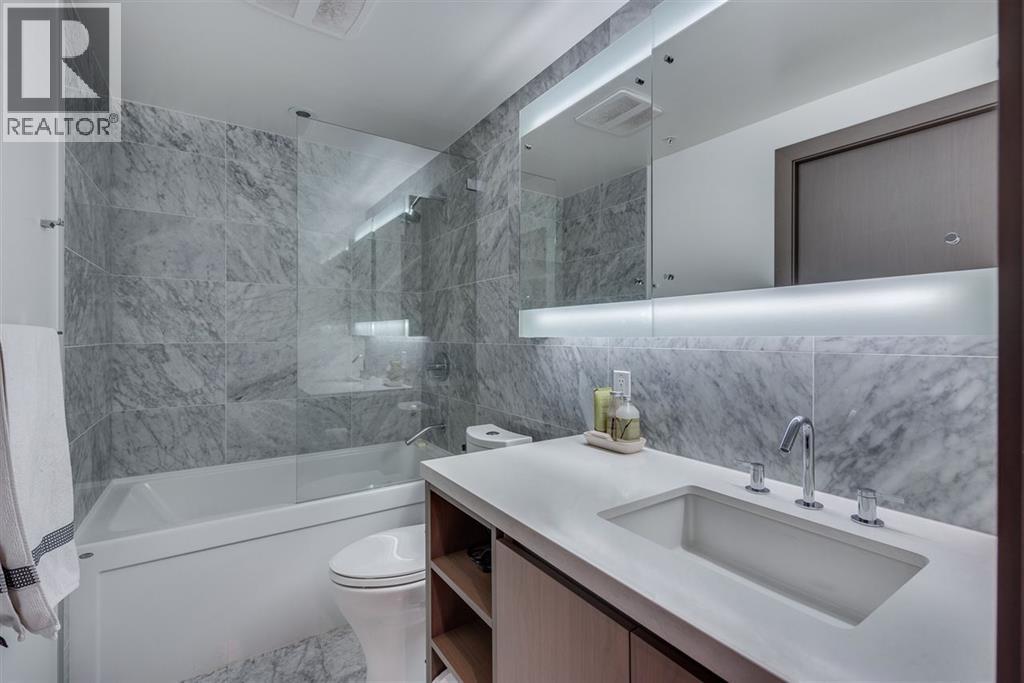 Ph2015 68 Smithe Street Property Photo 11